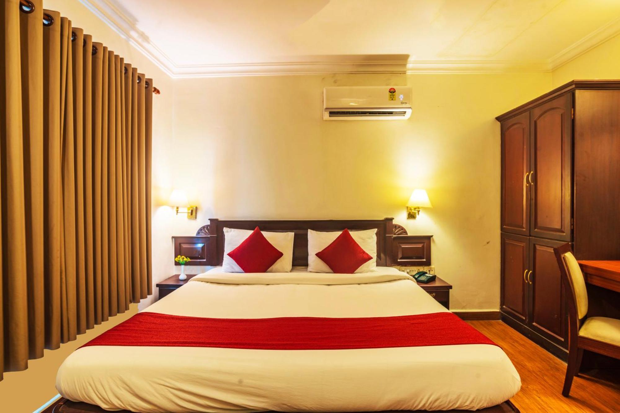 Hotel Archana Inn Kochi Exterior foto