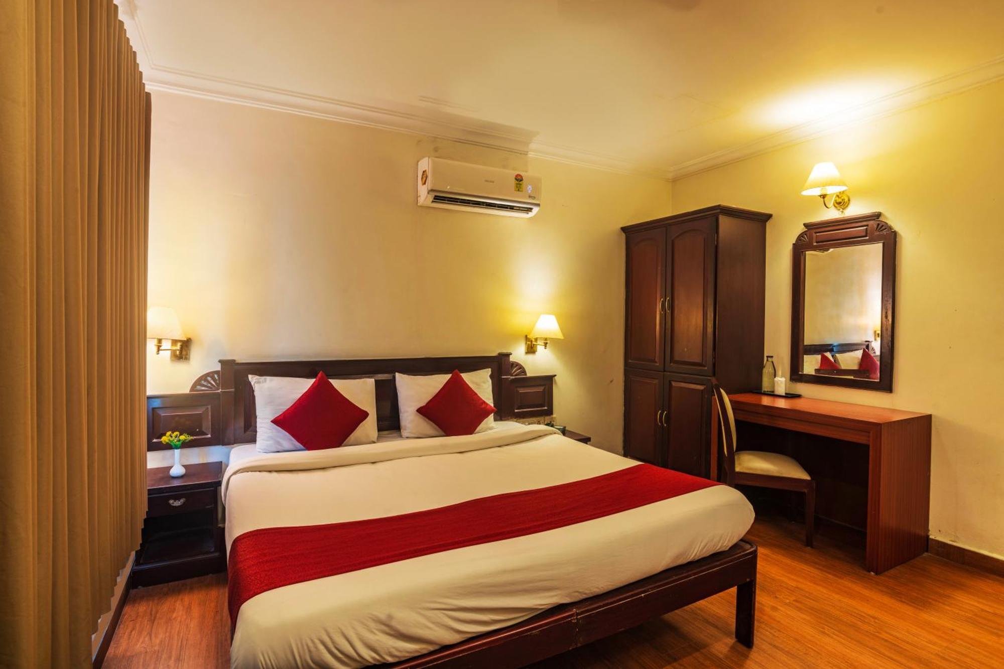 Hotel Archana Inn Kochi Quarto foto